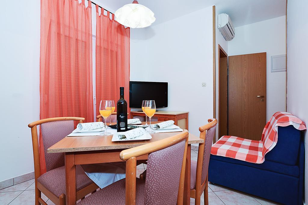 Apartments Lucija Sukošan 외부 사진