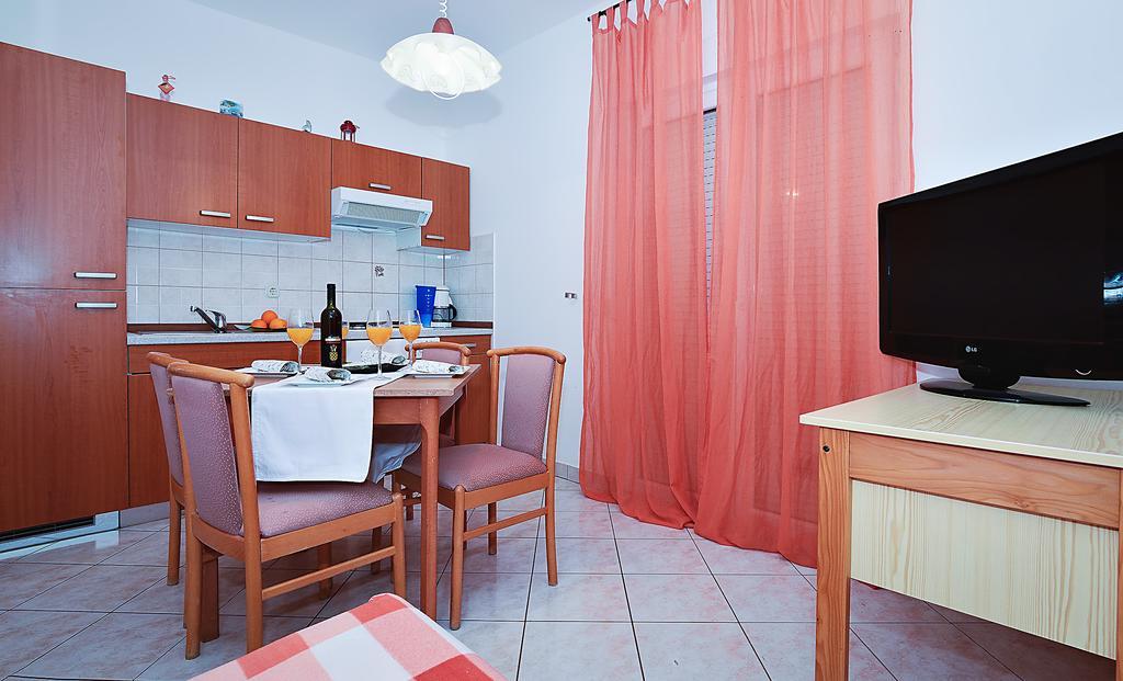 Apartments Lucija Sukošan 외부 사진